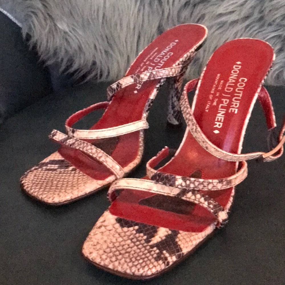 Couture Donald J Pliner 7.5 M strappy heels NEW